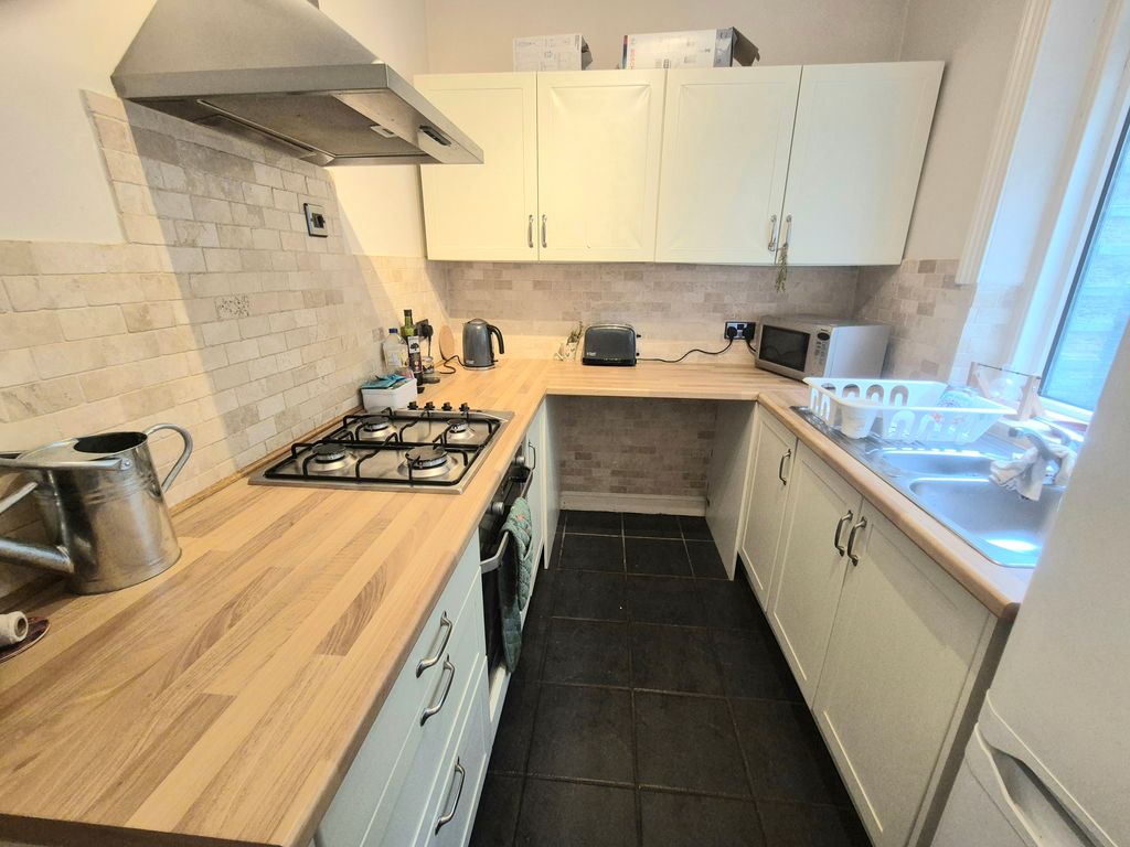 Property photo 3 of 7 Image