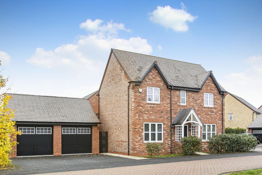 Property photo 1 of 39