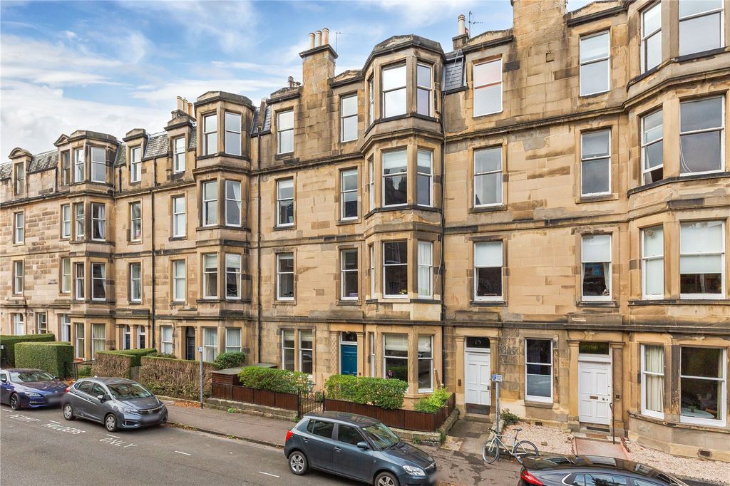 Property photo 1 of 17 Front External