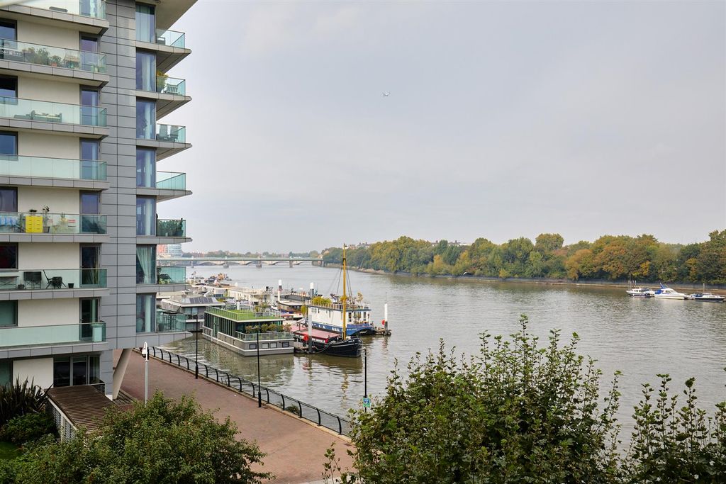 Property photo 3 of 32 2V1A1347_Hdr.Jpg