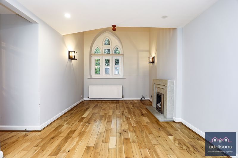 Property photo 2 of 20 Photo 14