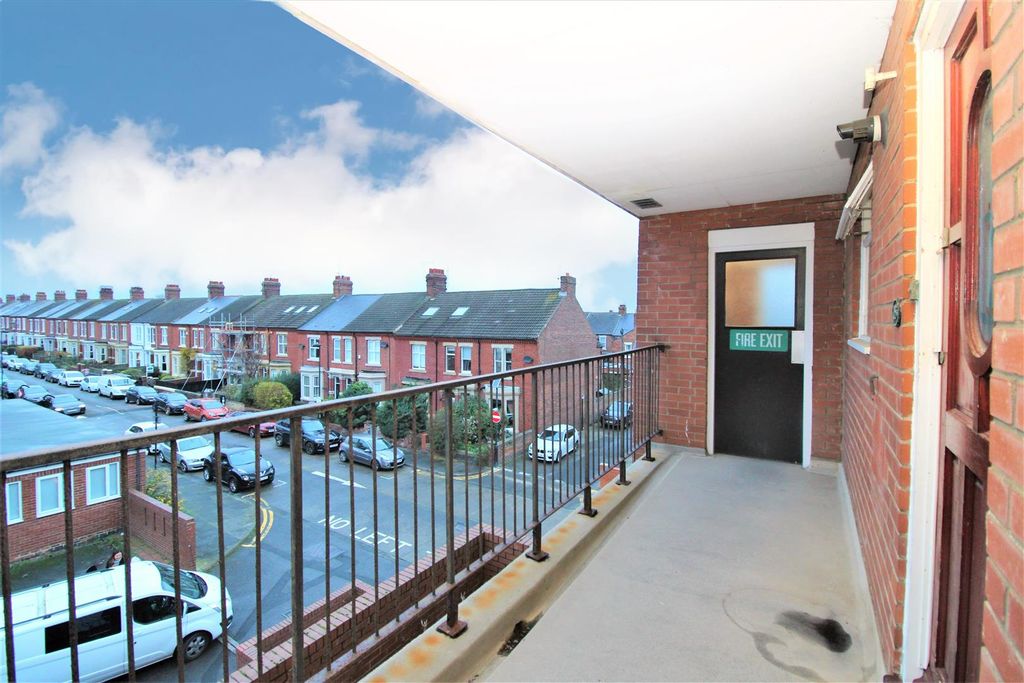 Property photo 1 of 8 1.Jpg