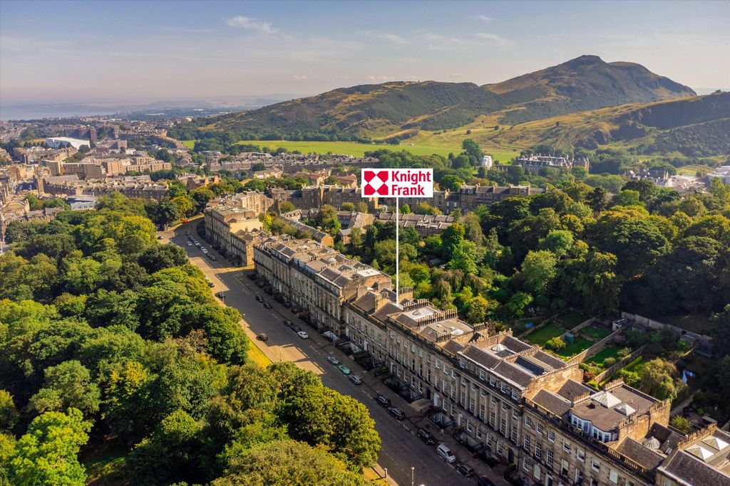 Property photo 2 of 19 Image