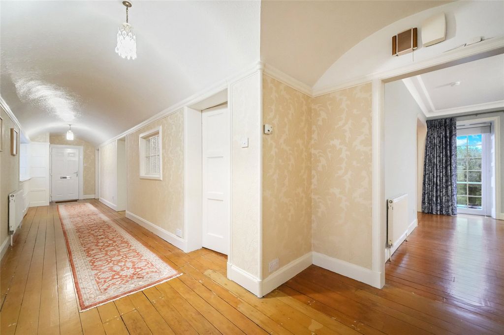 Property photo 2 of 21 Picture No. 04