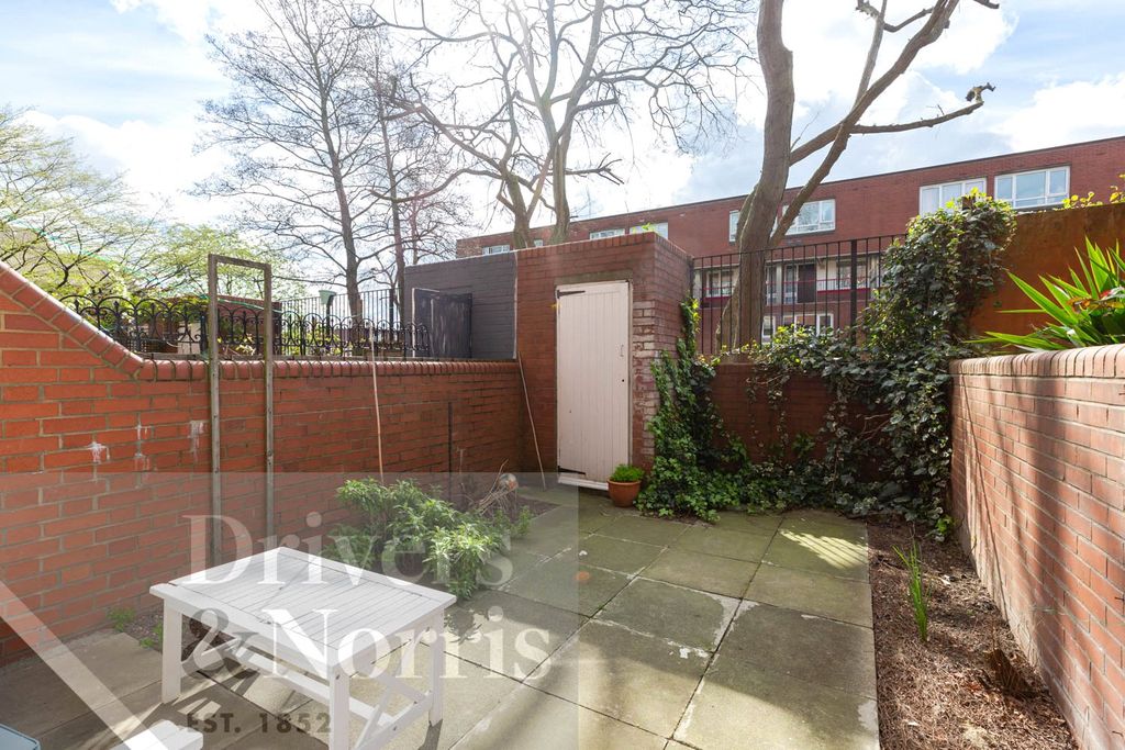 Property photo 1 of 8 Picture No. 01