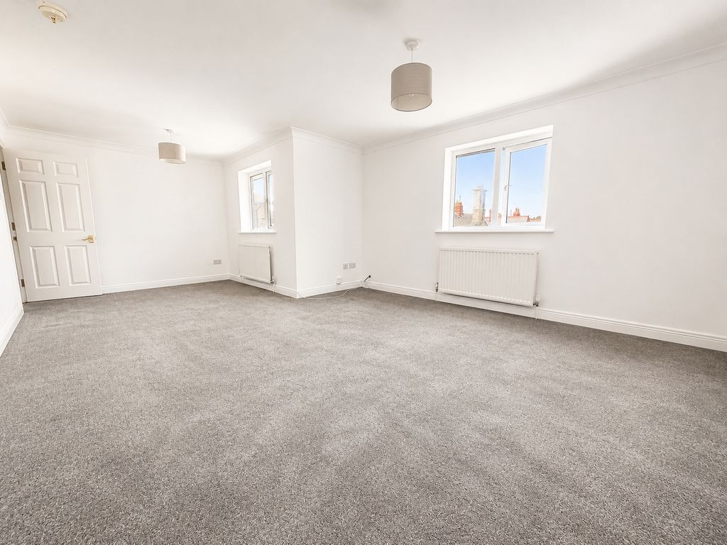 Property photo 2 of 9 Picture No. 16