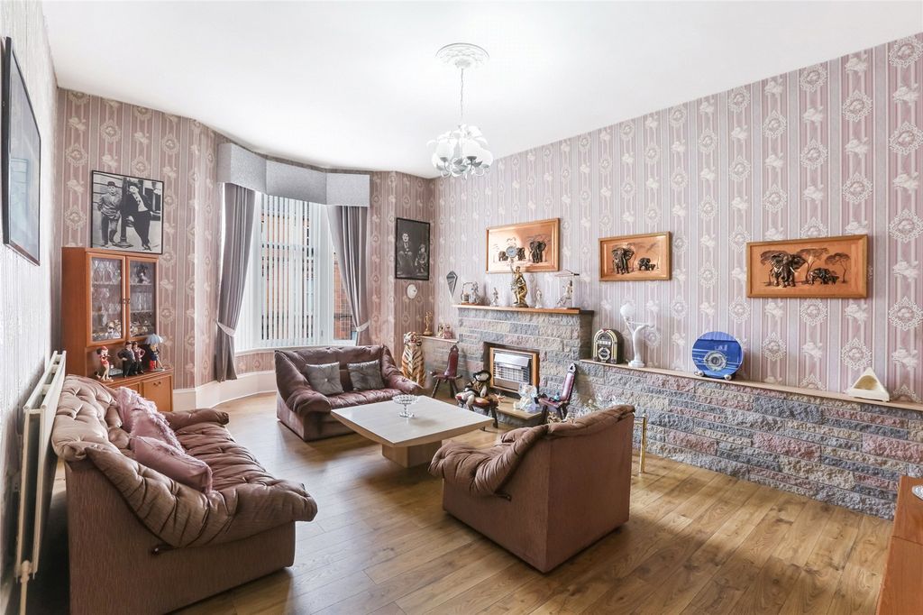 Property photo 2 of 19 Picture No. 04