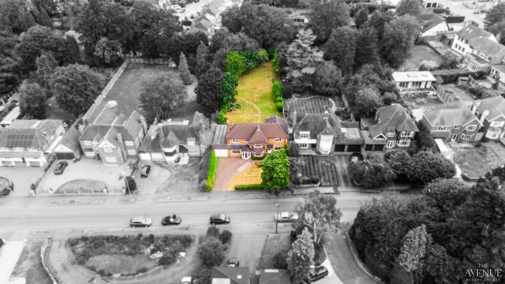 Property photo 3 of 36 4302106