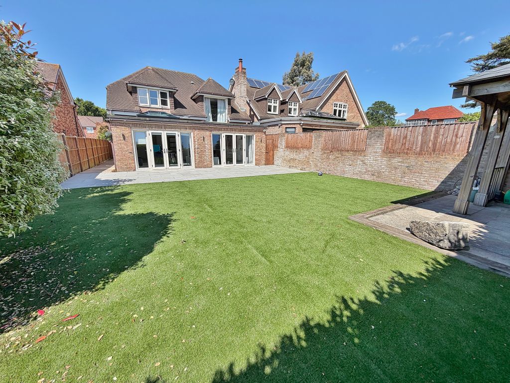 Additional image 26 of 4 bed detached house for saleDriftwood Drive, Fareham PO14