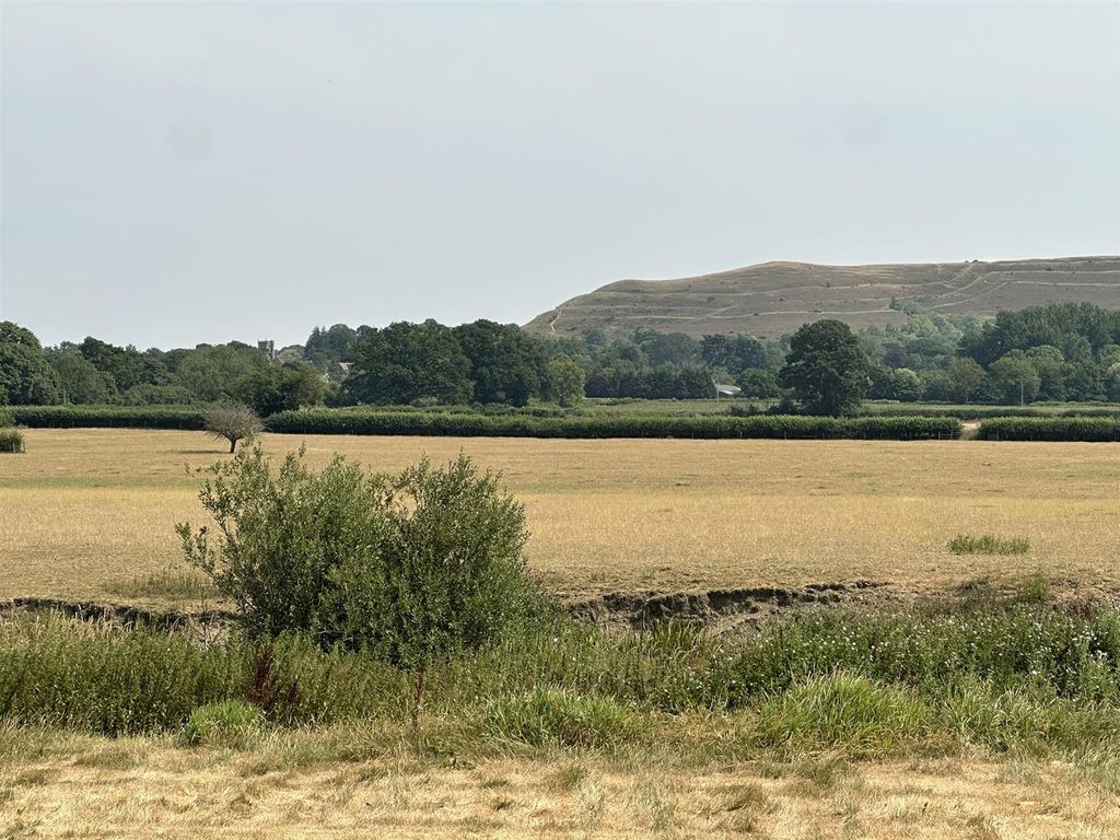 Property photo 1 of 11 Land And View