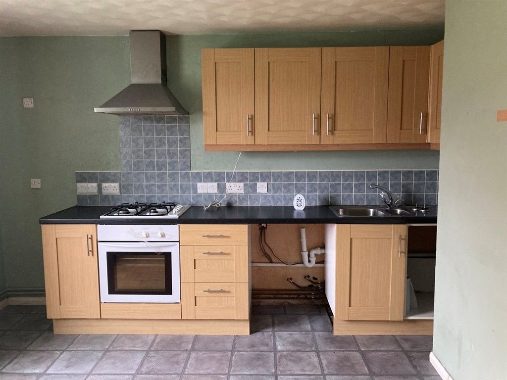 Property photo 3 of 5