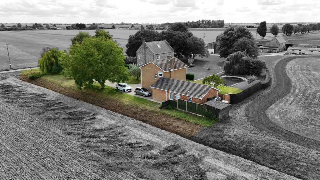 Property photo 1 of 34