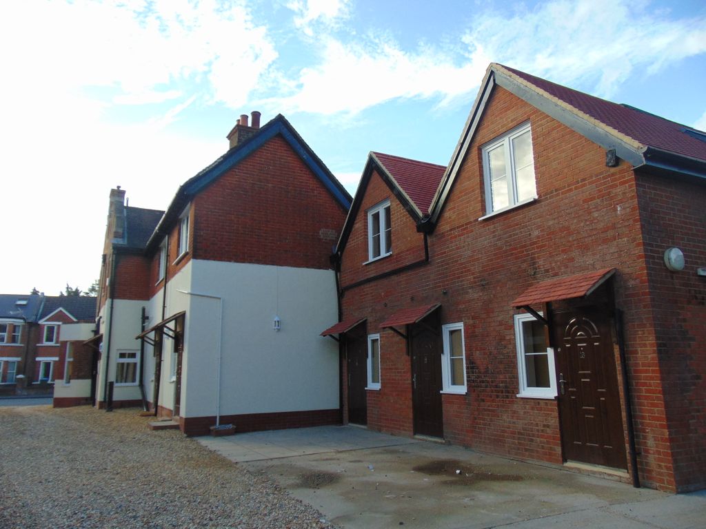 Property photo 1 of 4