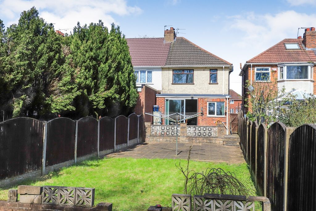 Property photo 2 of 16