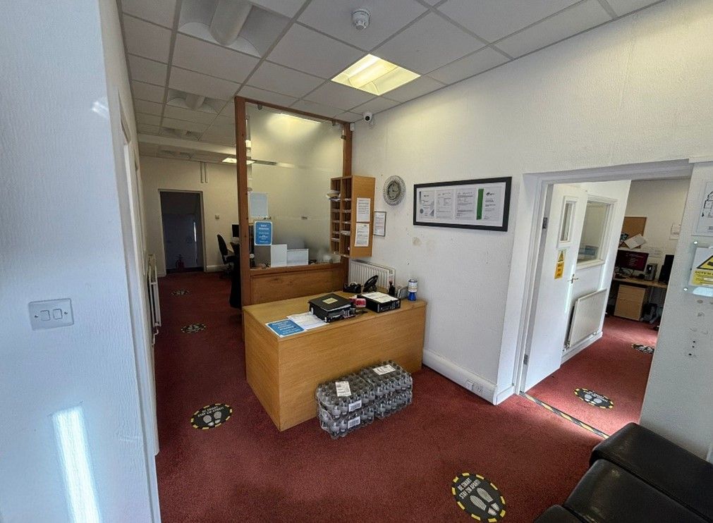 Property photo 2 of 6