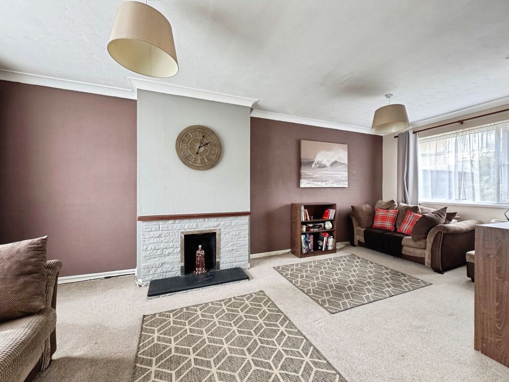 Property photo 3 of 16 4472117