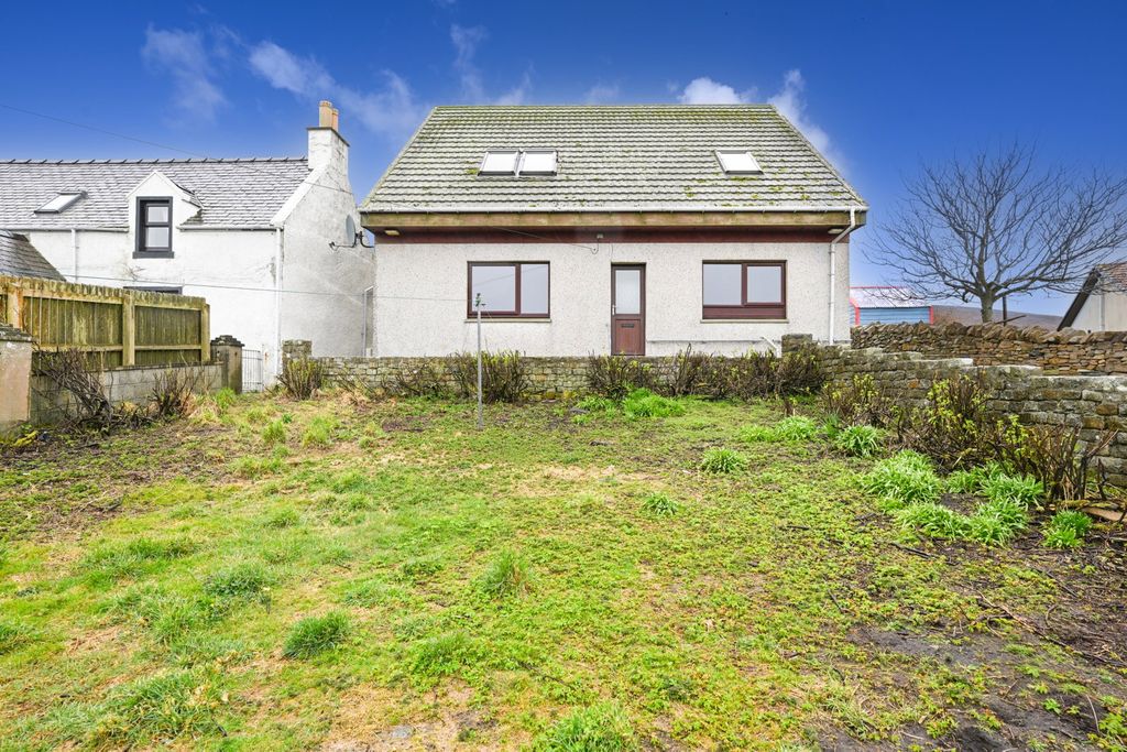 Property photo 2 of 30