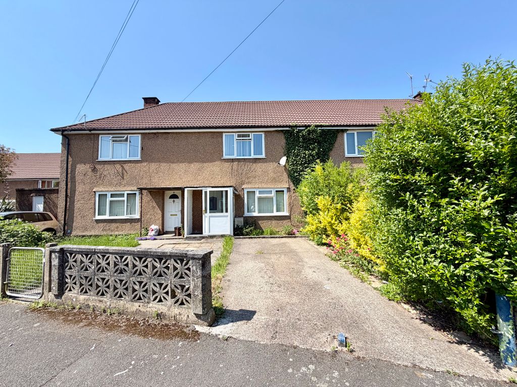 Property photo 1 of 16 Img_2403