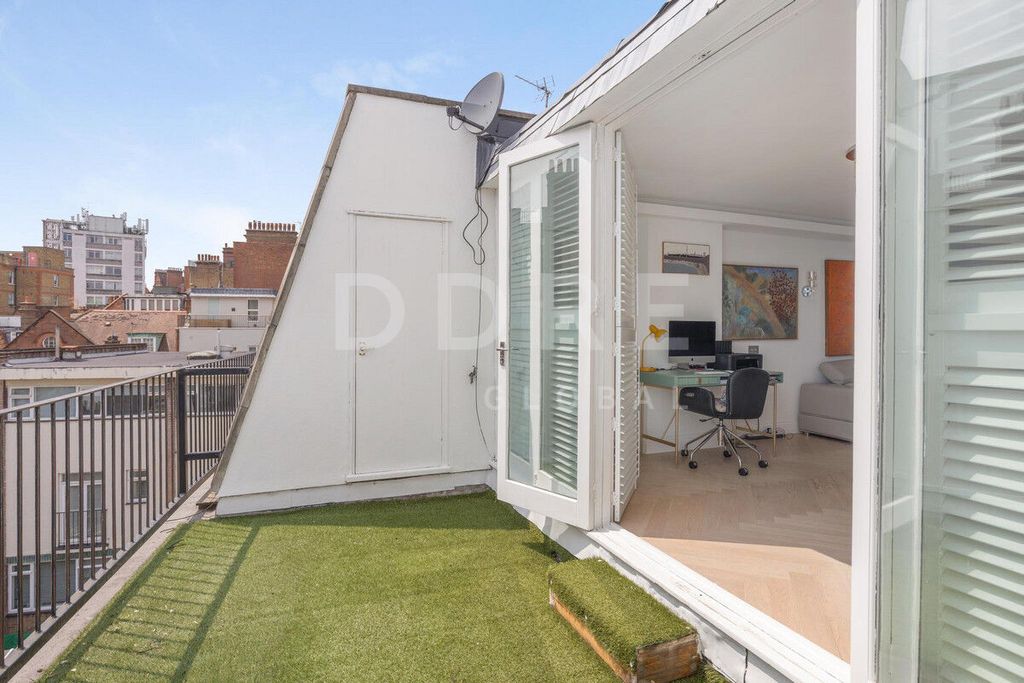 Property photo 2 of 14