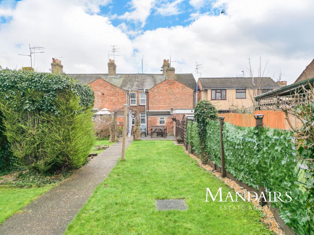 Property photo 2 of 22