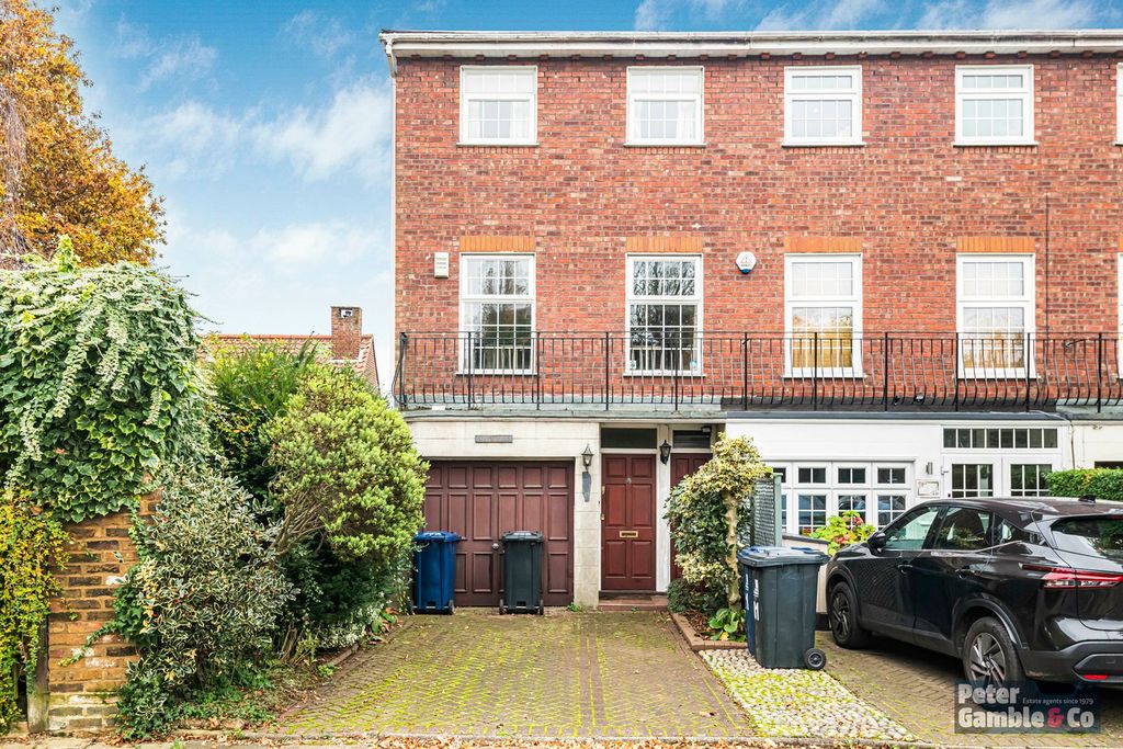 Property photo 1 of 24