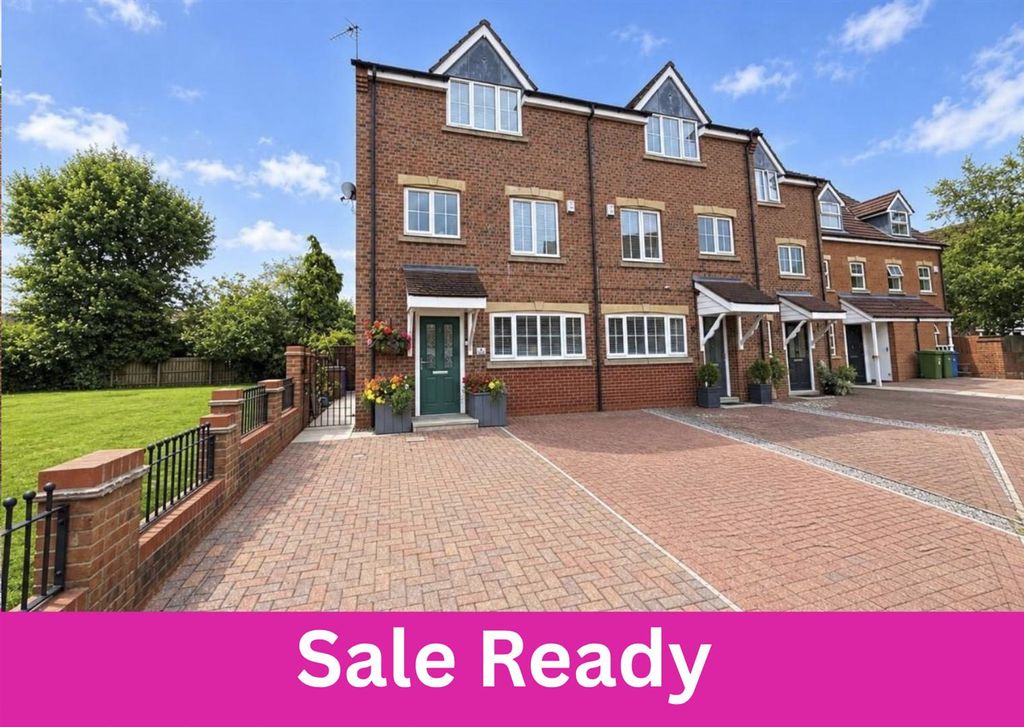 Property photo 1 of 16 1 Wolfreton Mews Sale Ready .Jpg