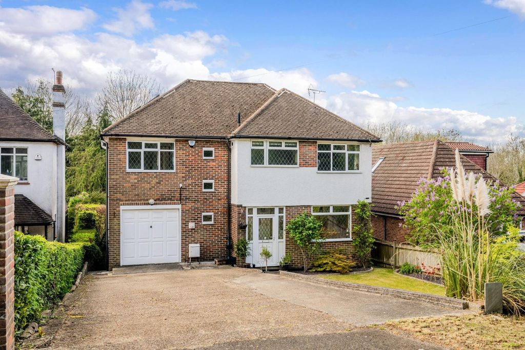 Property photo 1 of 19 Coulsdon Road