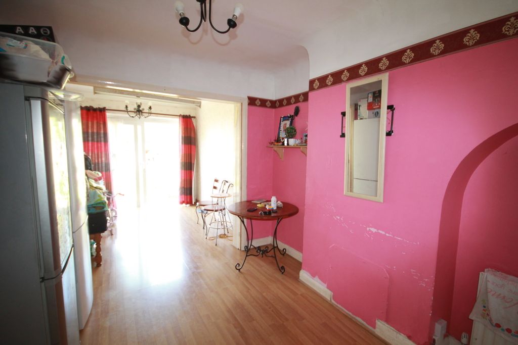 Property photo 3 of 3