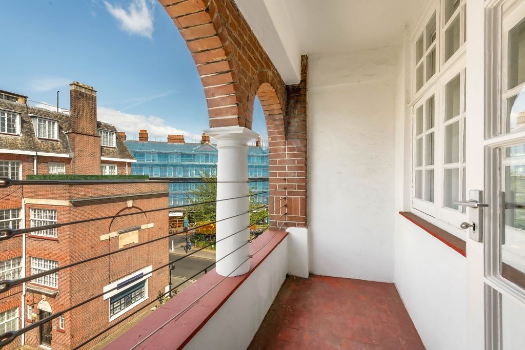 Property photo 1 of 6 Awinship-10095-06...