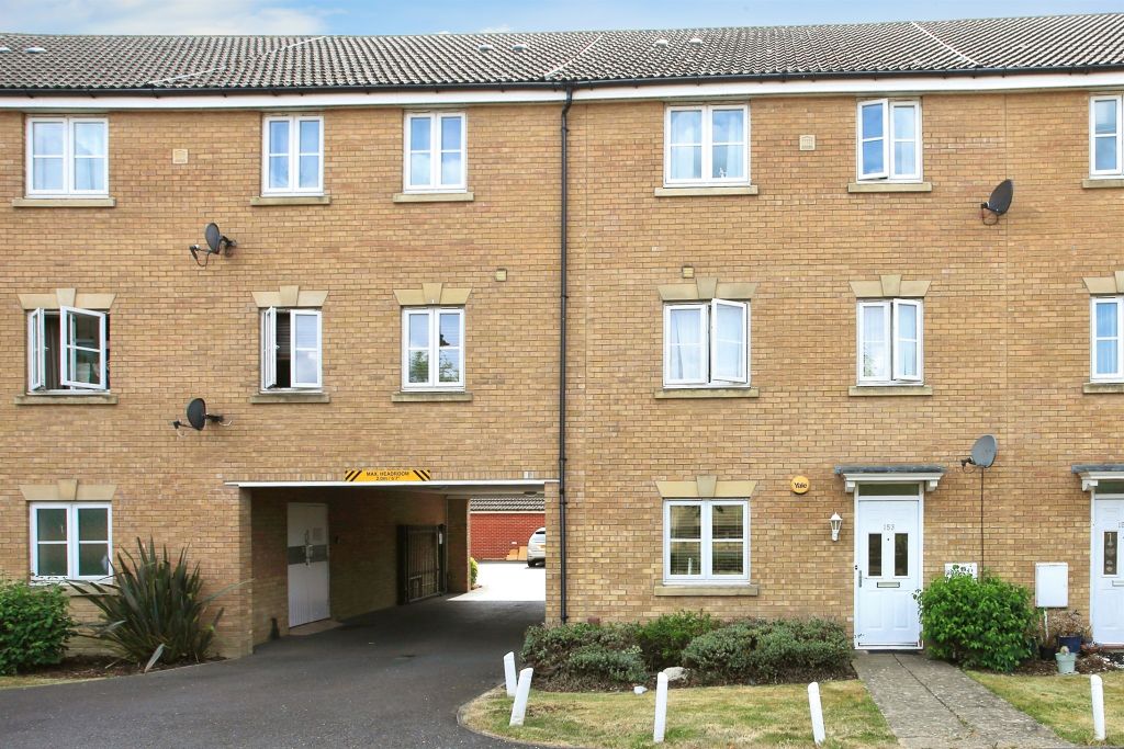 Property photo 3 of 17