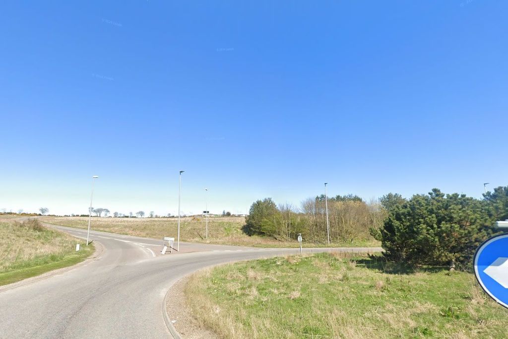 Property photo 3 of 9