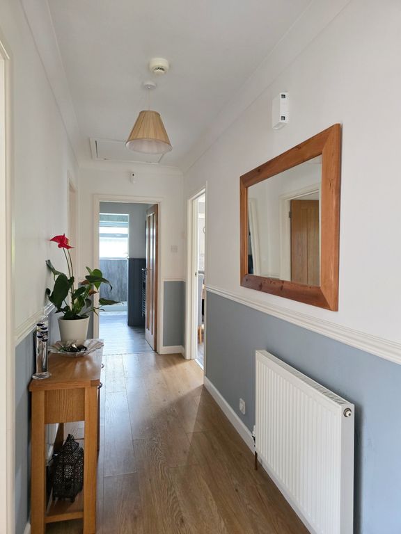 Property photo 3 of 17 5079452