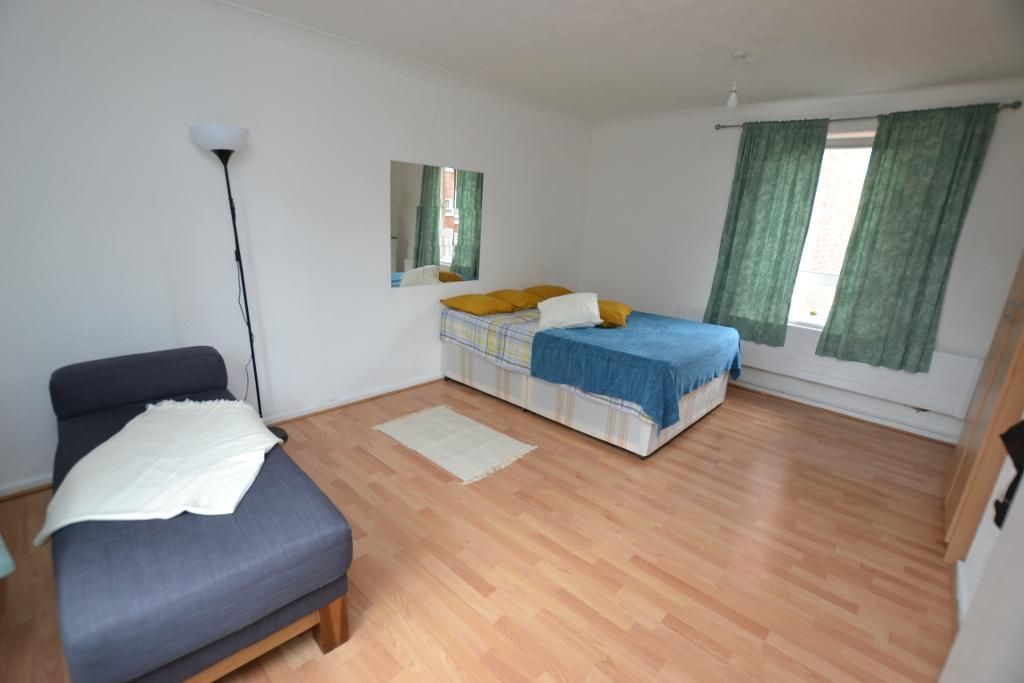 Property photo 2 of 11 Photo 2