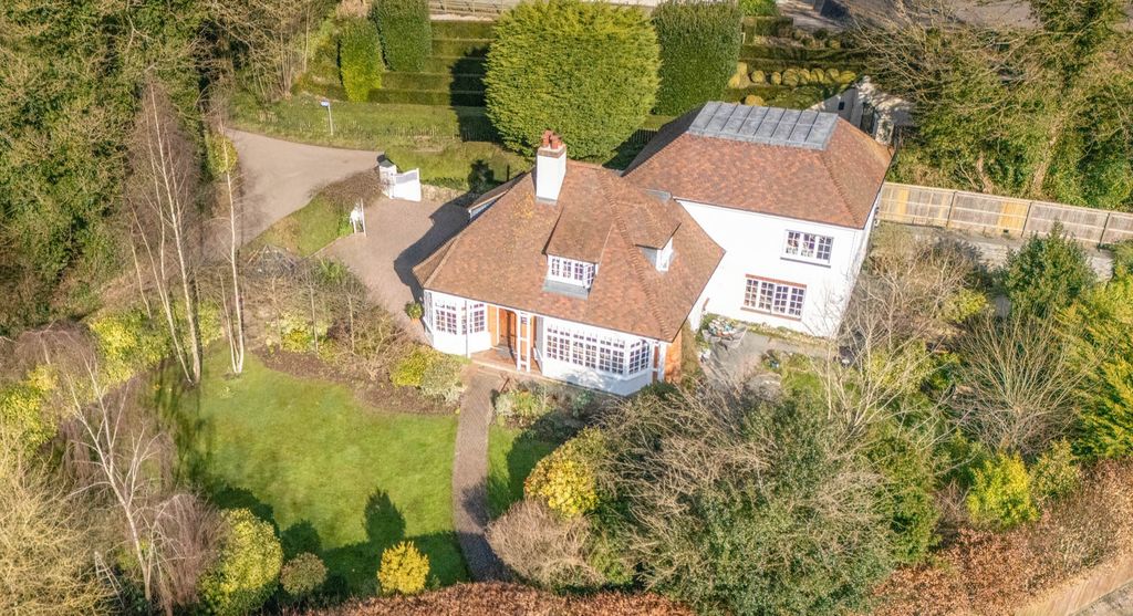 Property photo 1 of 54
