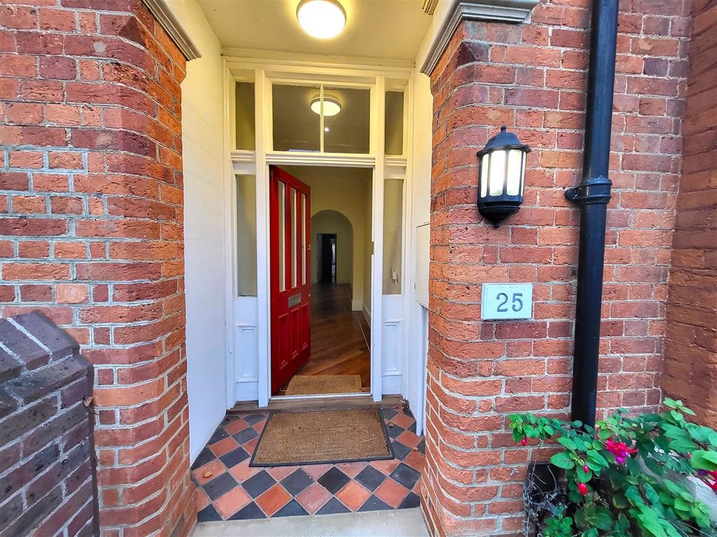 Property photo 1 of 31 1000101438.Jpg