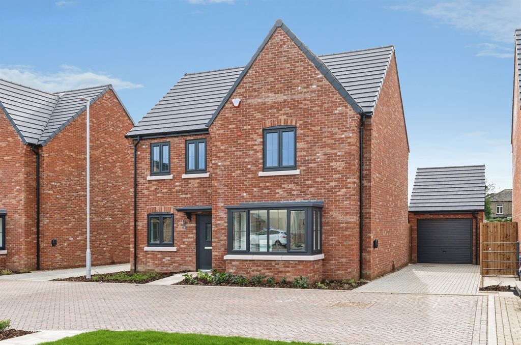 Property photo 1 of 21