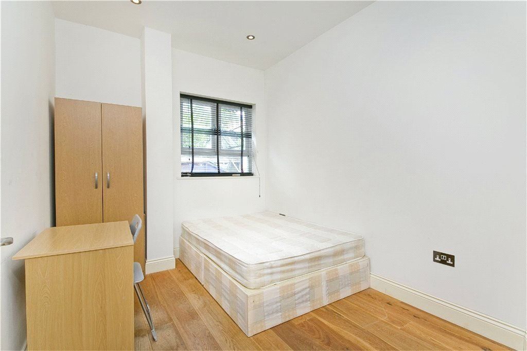 Property photo 3 of 8