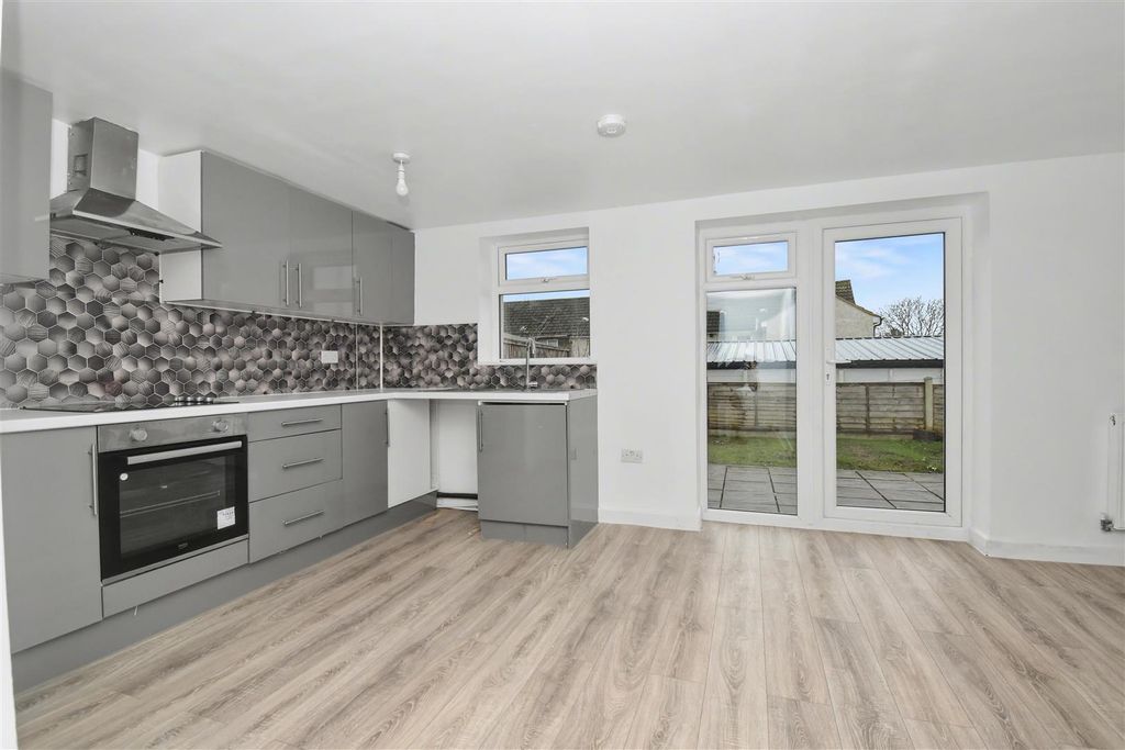 Property photo 3 of 11 Dsc_0988.Jpg