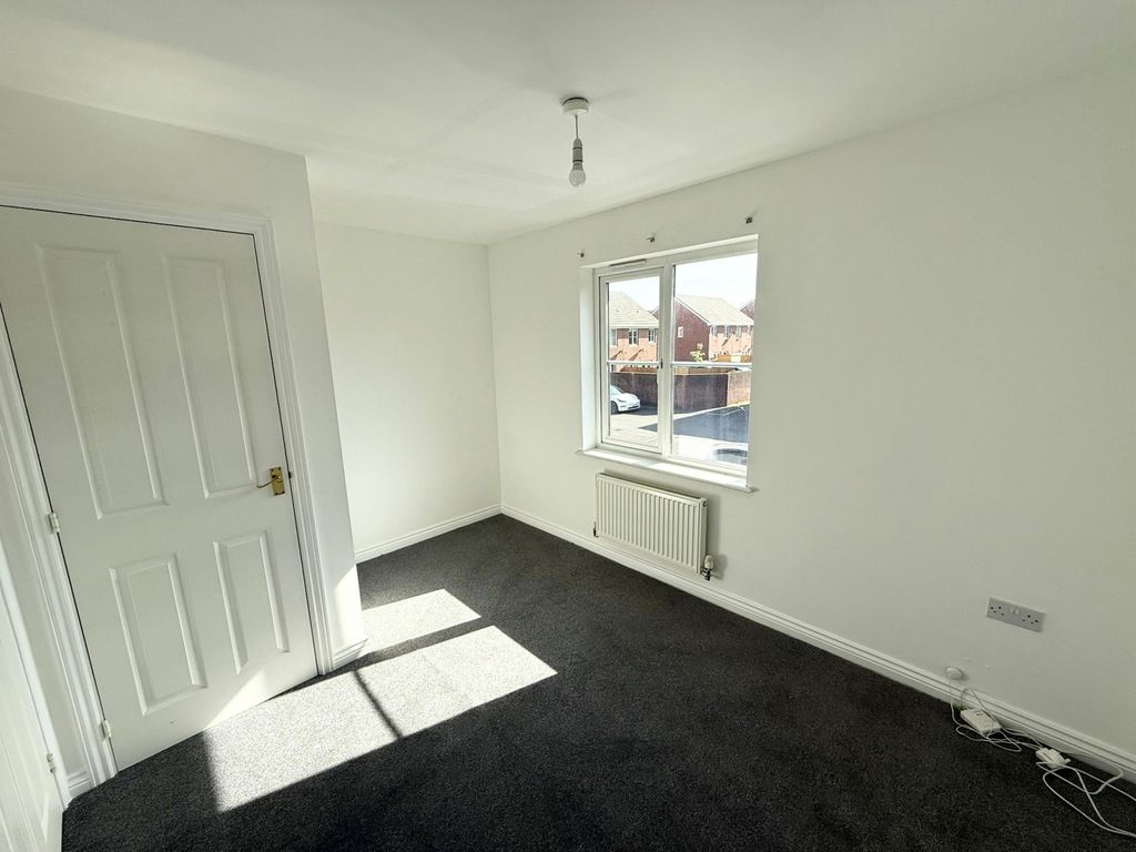 Property photo 2 of 15 Gallery