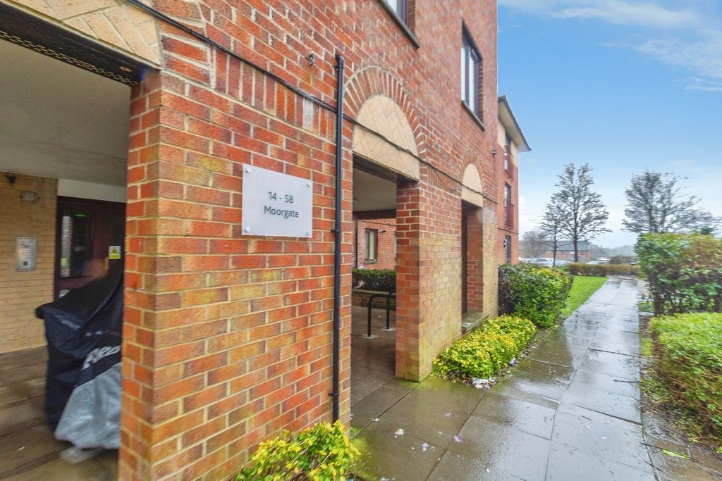 Property photo 1 of 17 Pbox-Img.Jpg