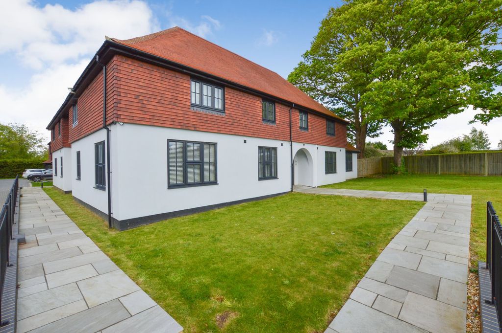 Property photo 1 of 12 Front