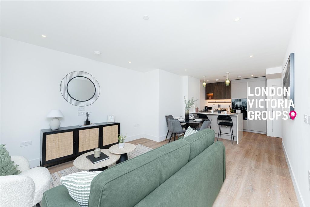 Property photo 3 of 26 1-6038.Jpg