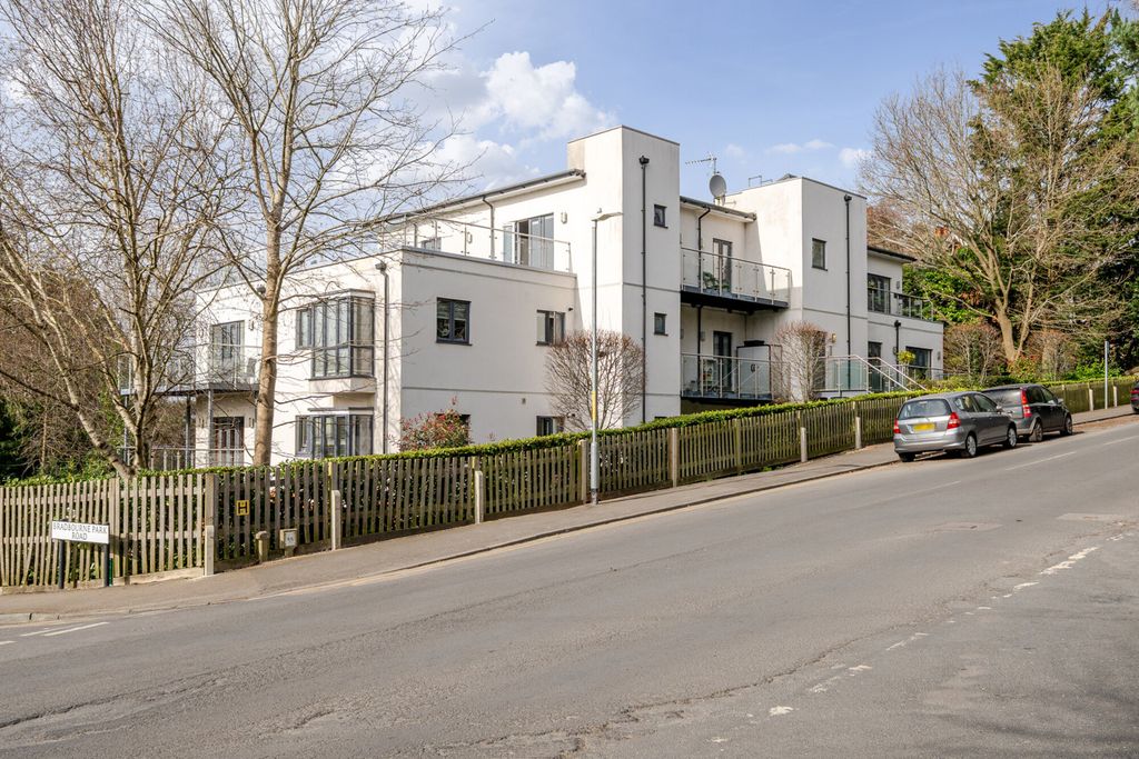Property photo 1 of 17 External