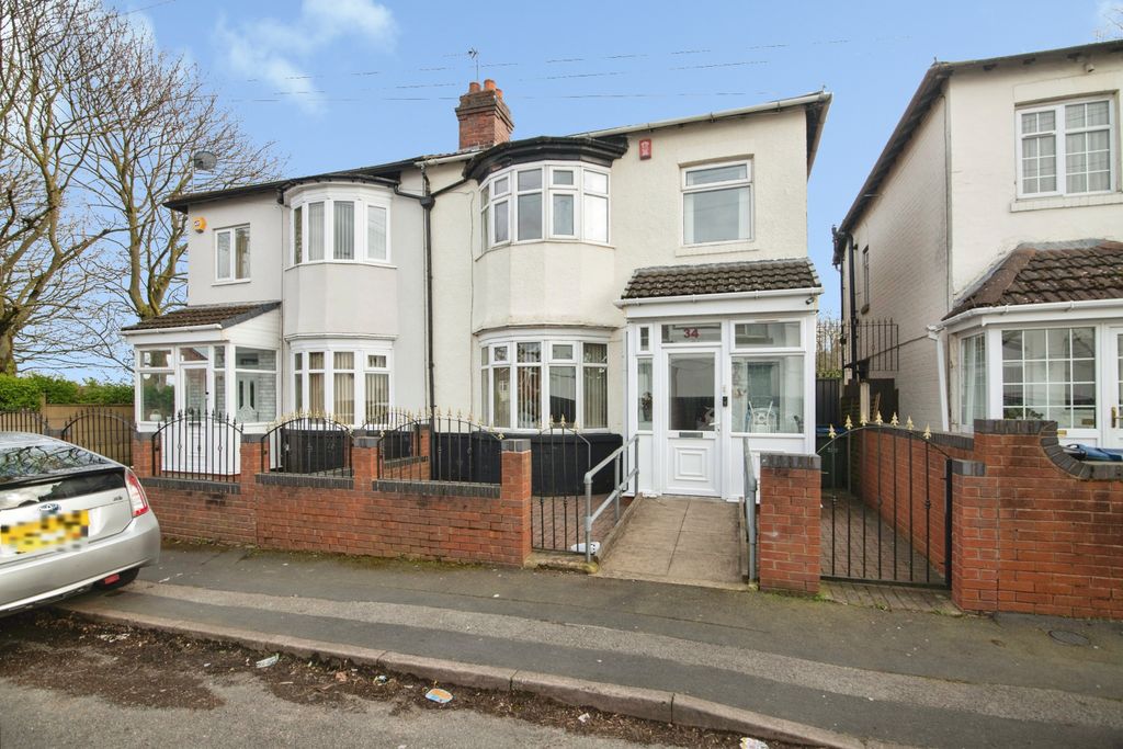 Property photo 1 of 15 Front View