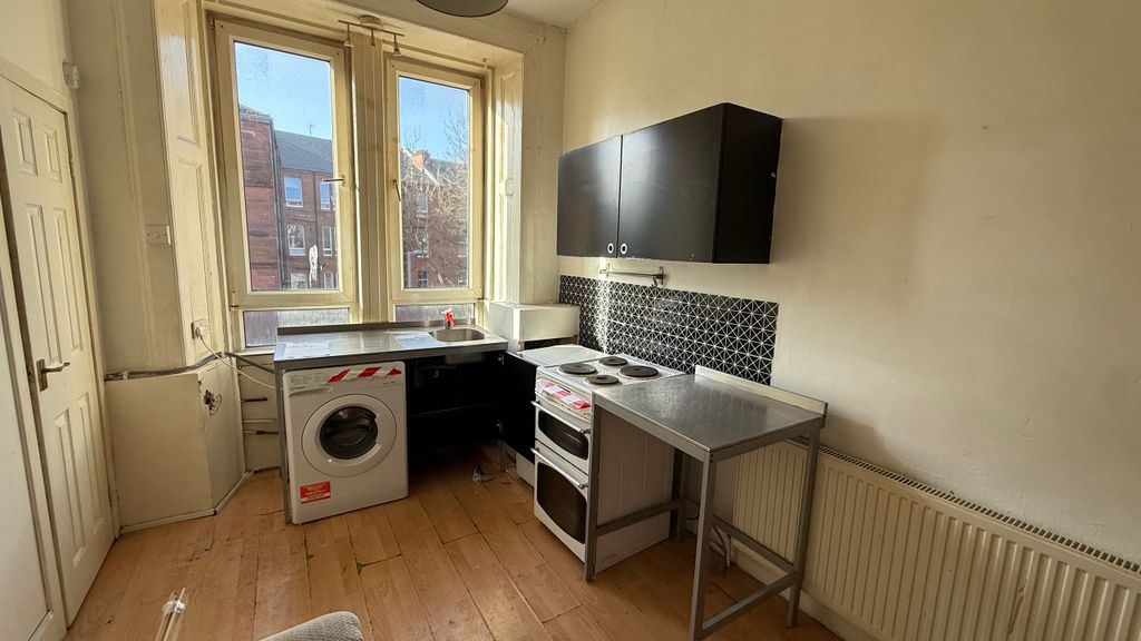 Property photo 3 of 9 5.Jpeg