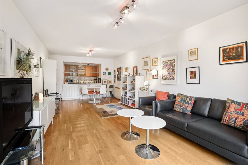 Property photo 3 of 15 Reception Room