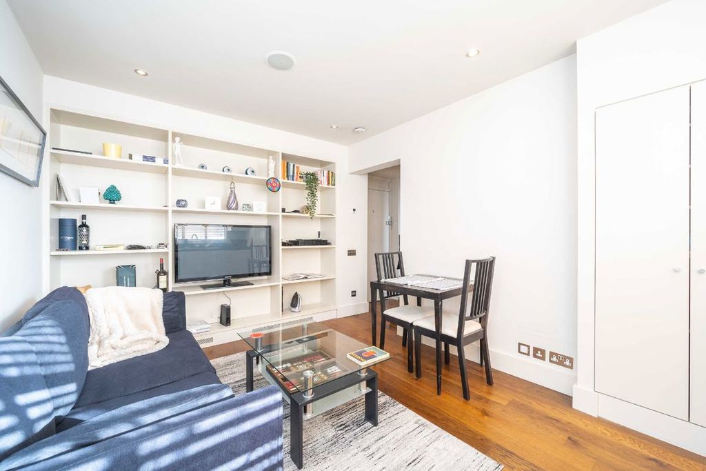 Property photo 2 of 5