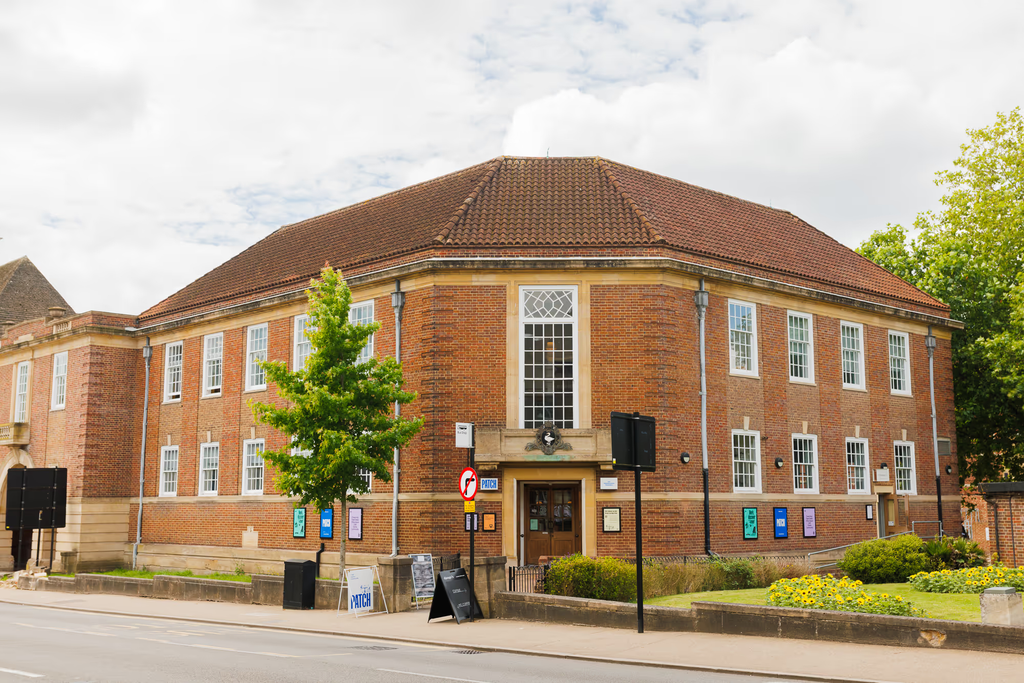 Property photo 1 of 6