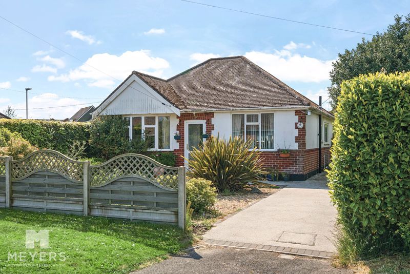 Property photo 1 of 19 Photo 10