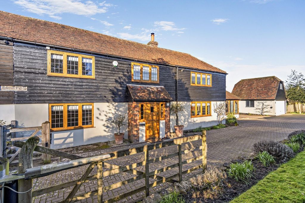 Property photo 1 of 28 Front